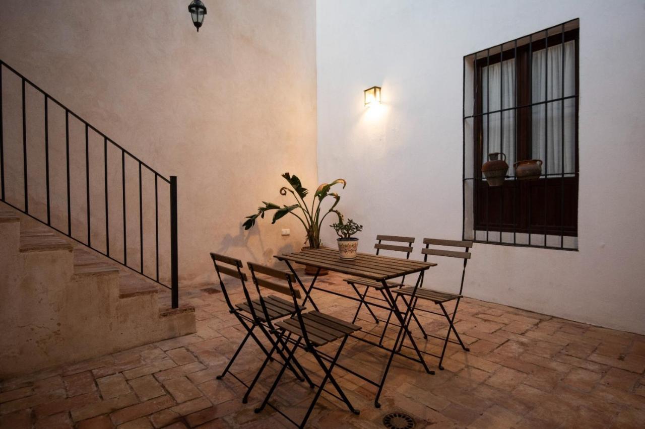 Apartamento La Casa Del Santo Carmona  Luaran gambar